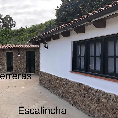 El Sarmiento Holiday home *